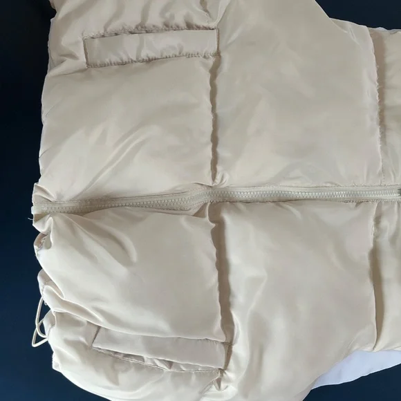 Cream Color Fashion Cropped Short Puffer Vest Gilet Standing Collar Zip Pockets - Picture 9 of 13
